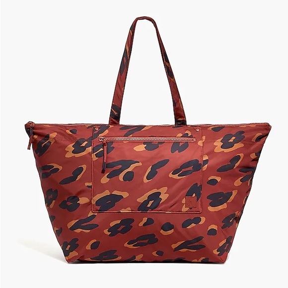 The (Re)sourced Weekender Bag in Painted Leopard - Picture 3 of 8